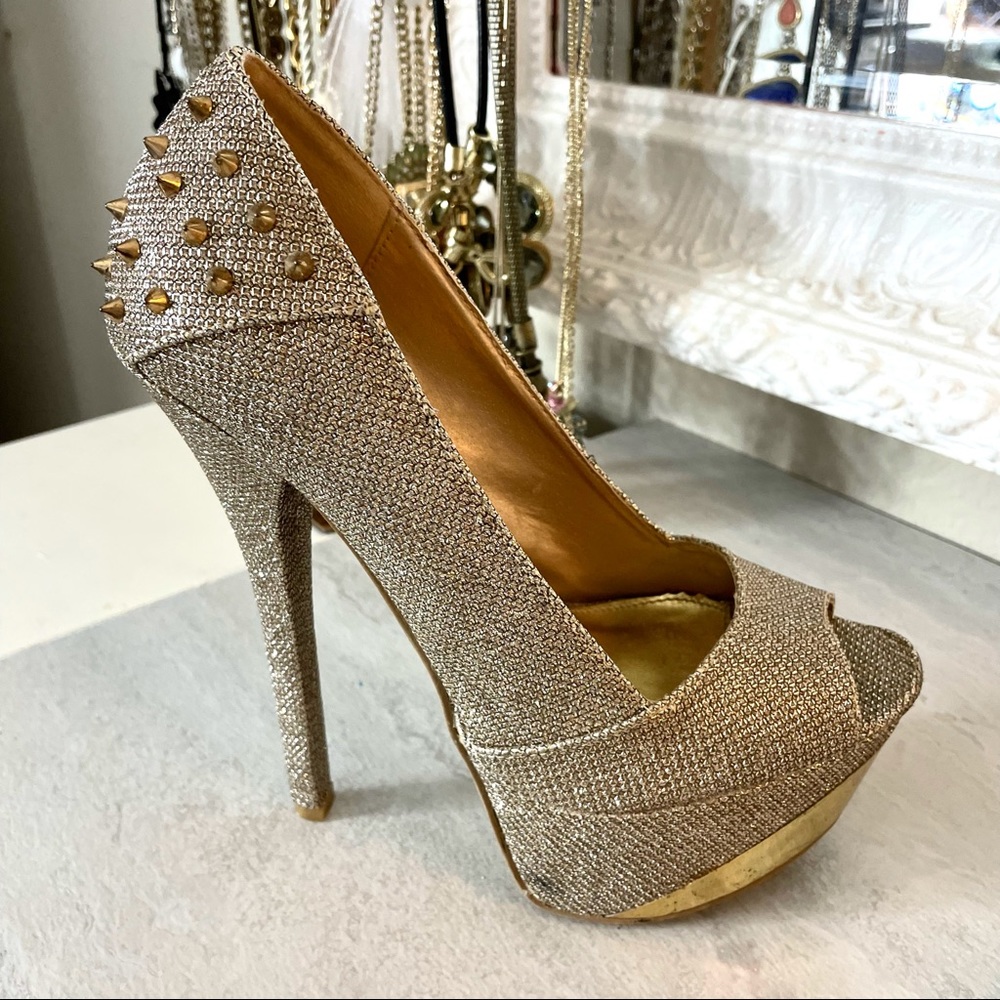 Cupid gold and spikes mirrored platform pumps